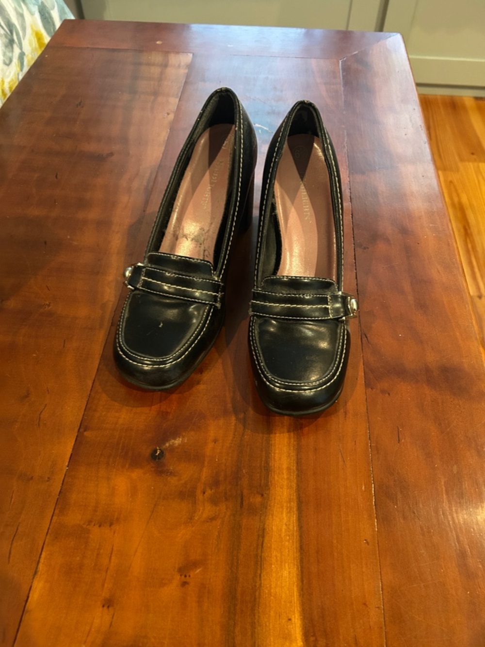 Women's Black Leather Heeled Loafers - Classic Dress Pumps